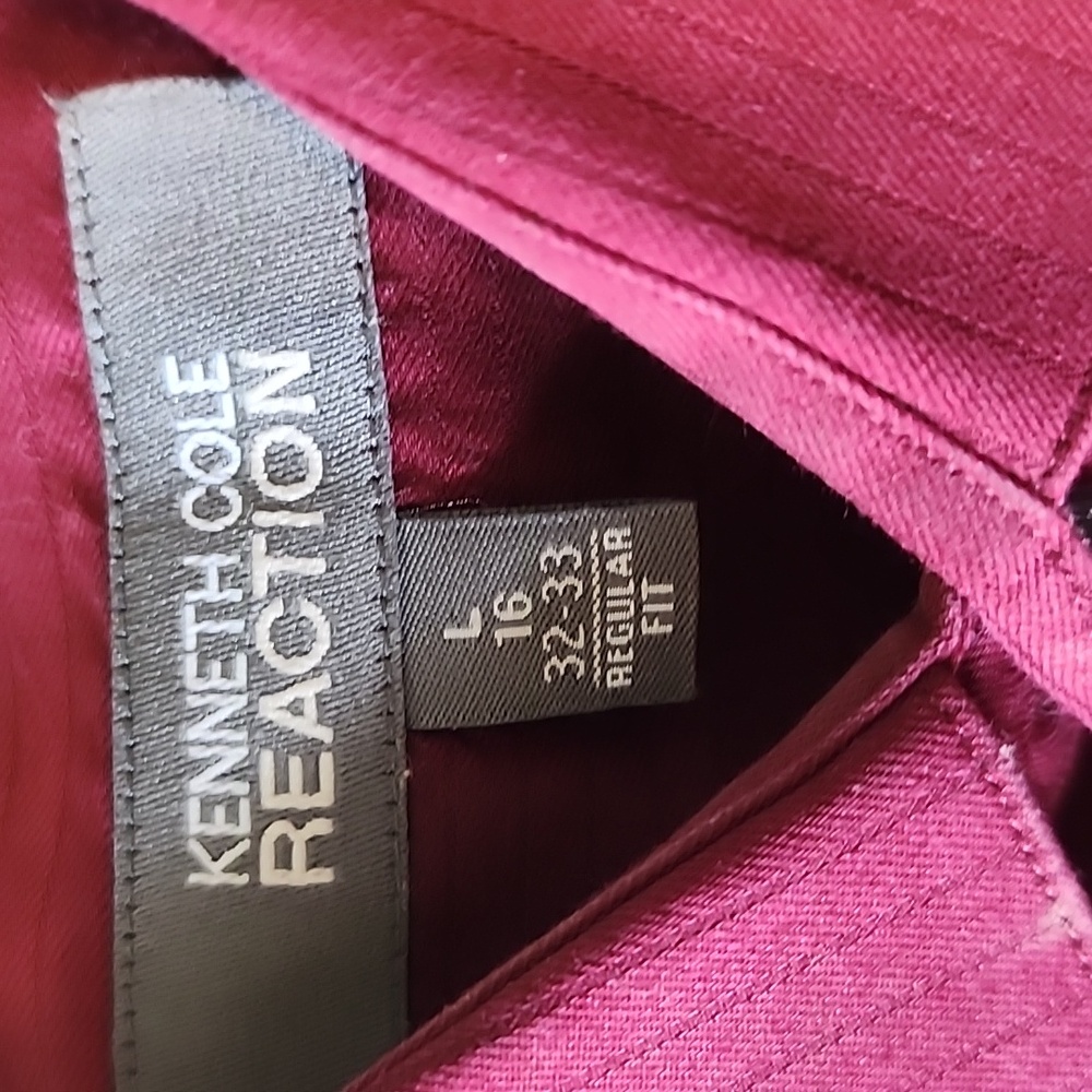 KENNETH COLE REACTION - Picture 6 of 8